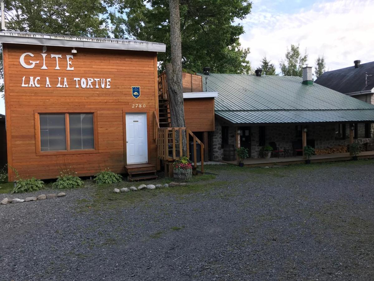 Le Gite Du Lac A La Tortue Herouxville エクステリア 写真
