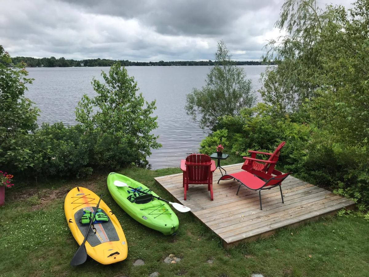 Le Gite Du Lac A La Tortue Herouxville エクステリア 写真